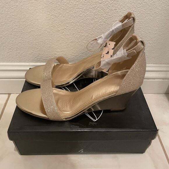 Shoes - Women’s Gold Sparkly Wedges Size 9.5​​​​​​
